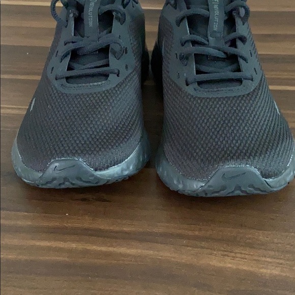 Nike Men's Revolution 5 Running Shoe Size 6W - Picture 9 of 13